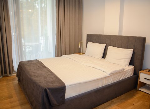 Apartament 3 camere, complet mobilat si utilat, pozitie superba