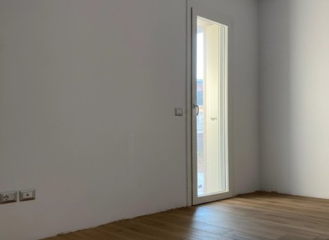 Apartament 3 camere cu gradina | Verona - Italia