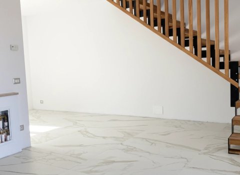 Duplex spatios 5 camere cu 2 bai | Verona - Italia